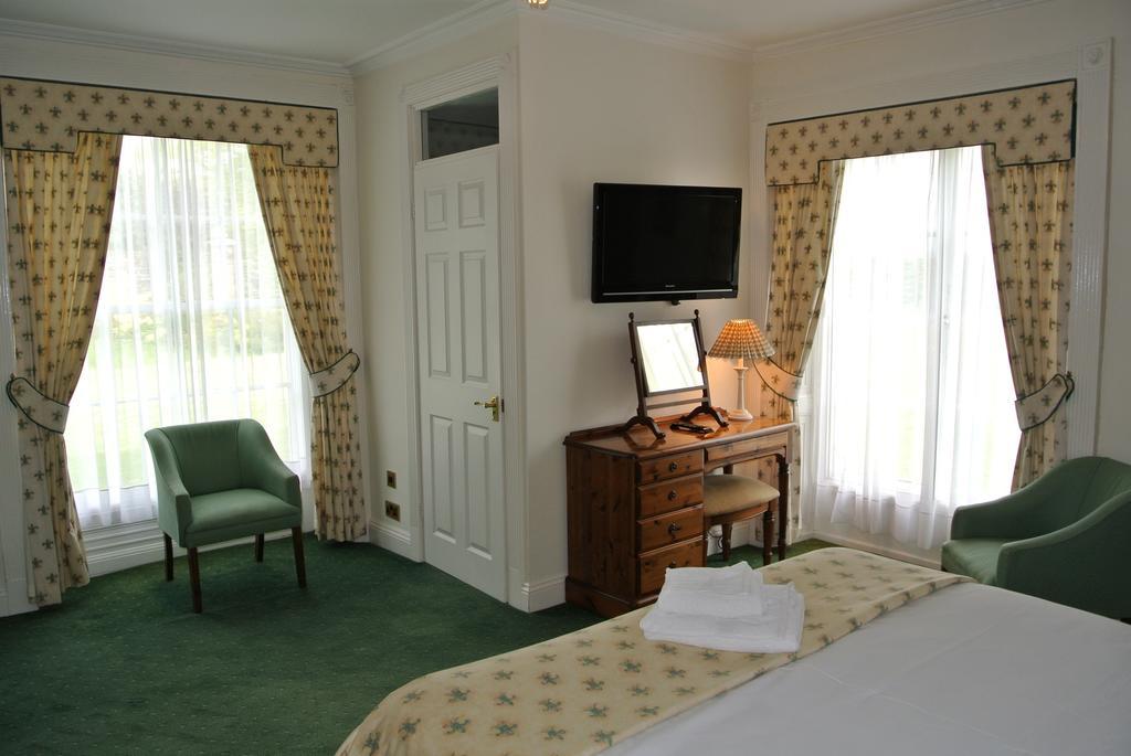 Worgret Manor Hotel Уеърхам Стая снимка